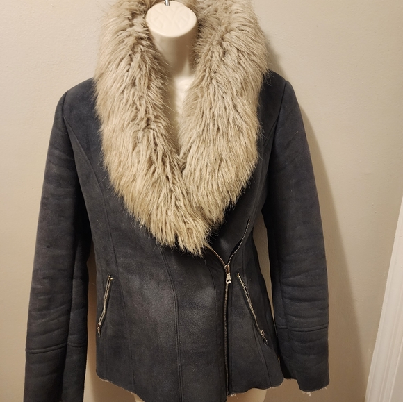 Guess Winter coat - Picture 2 of 4